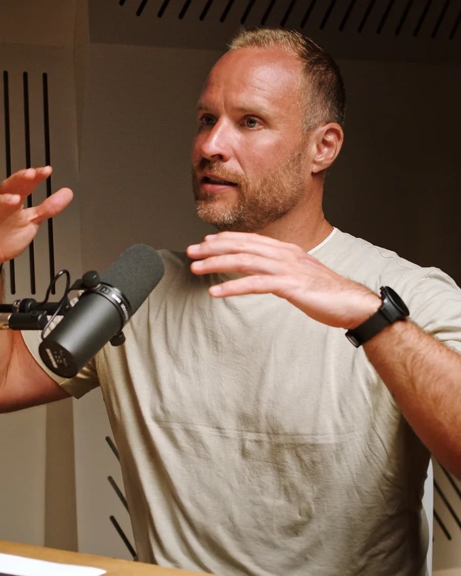 Alexander Müller im Gespräch im Founder-Mode-Studio