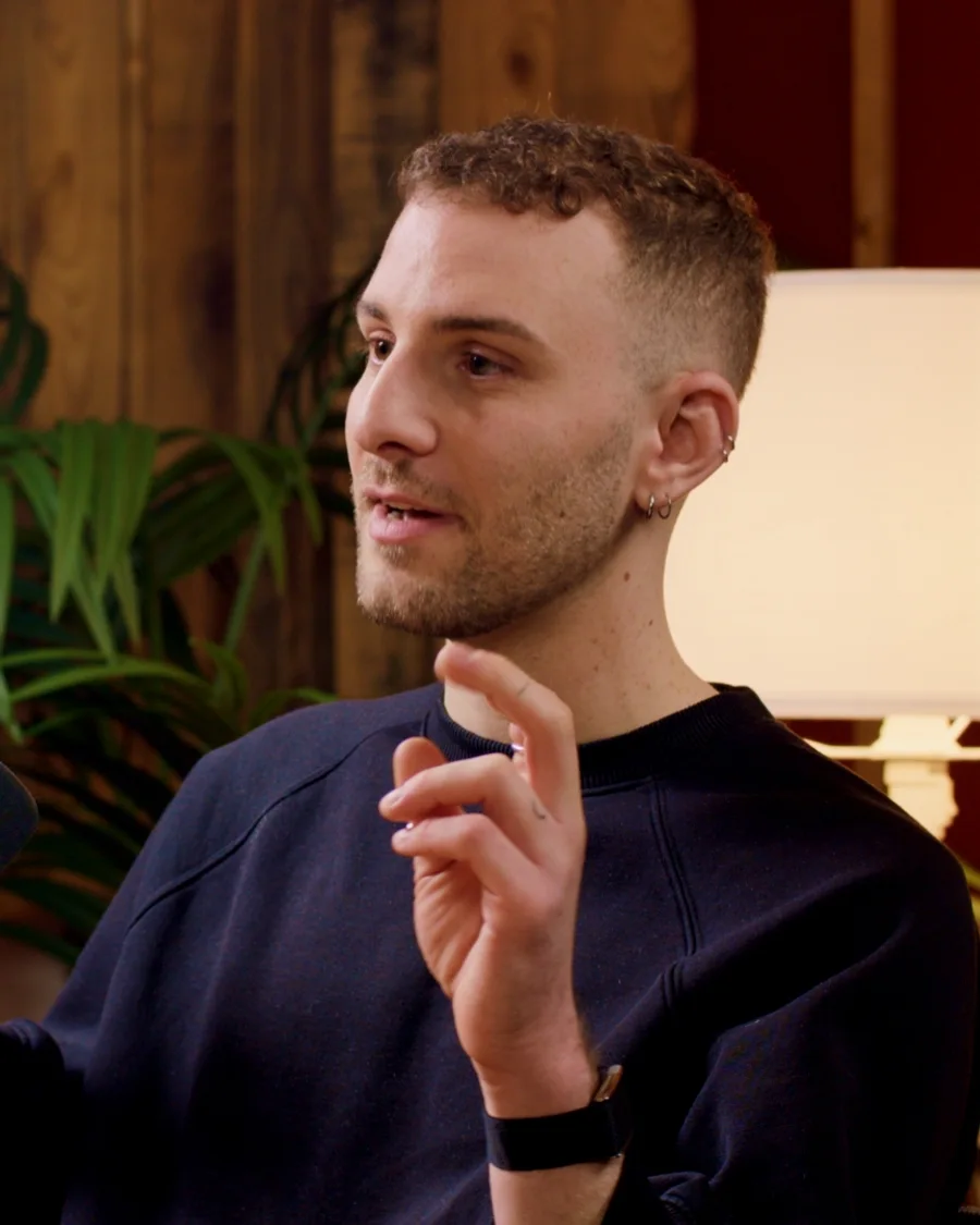 Marius Meiners talking in the Founder Mode studio