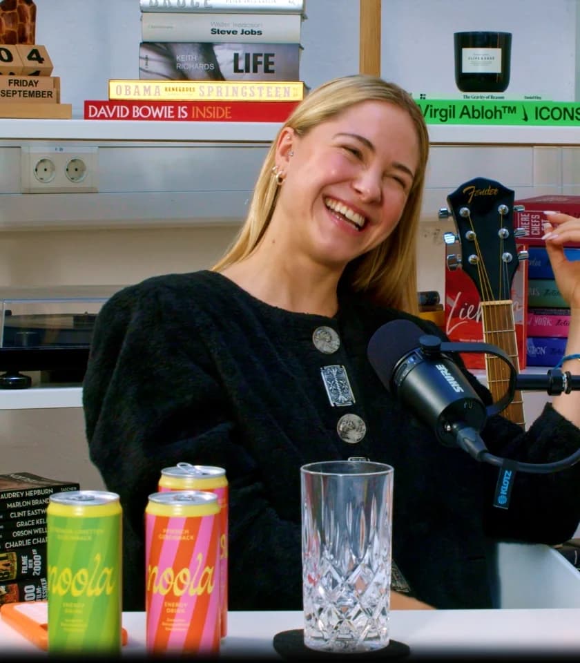 Diana zur Löwen laughing